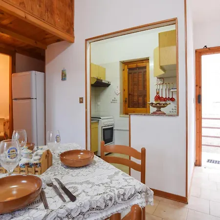 1 Bedroom In Acqualadrone * Sparta